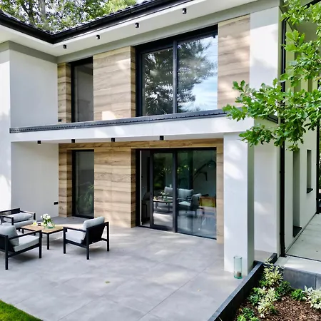 Bm - Parter Domu Z Tarasem